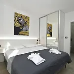 5h Villa *
